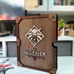 Carátula coleccionista artesanal basada en el videojuego The Witcher 3