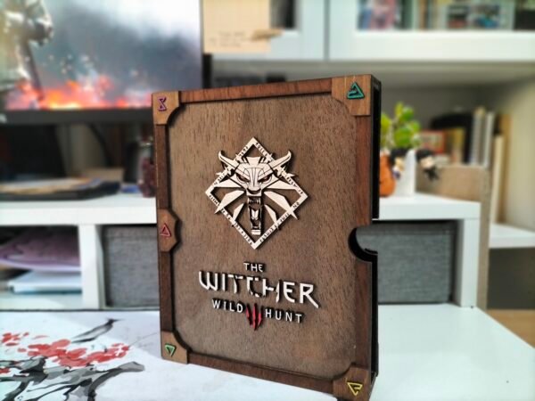 Carátula coleccionista artesanal basada en el videojuego The Witcher 3