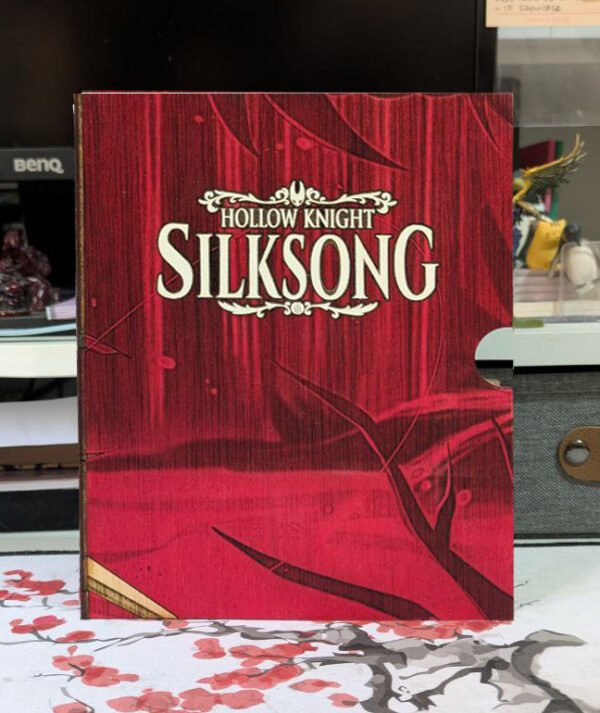 Cubierta artesanal inspirada en Hollow Knight - Silksong - Imagen 3
